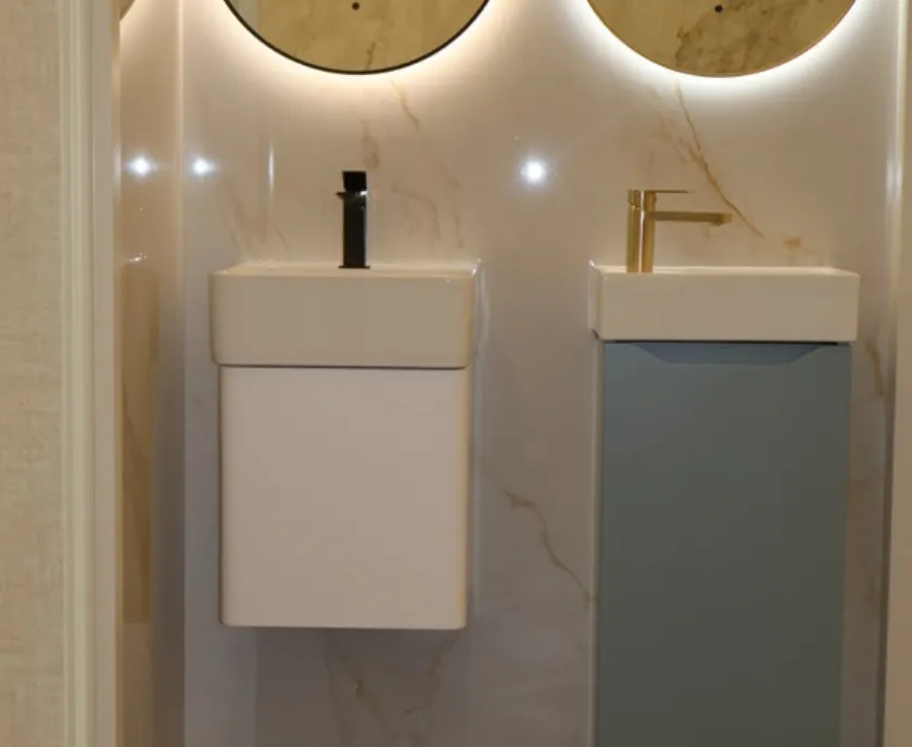 Contrasting Finishes & Compact Vanity Ideas